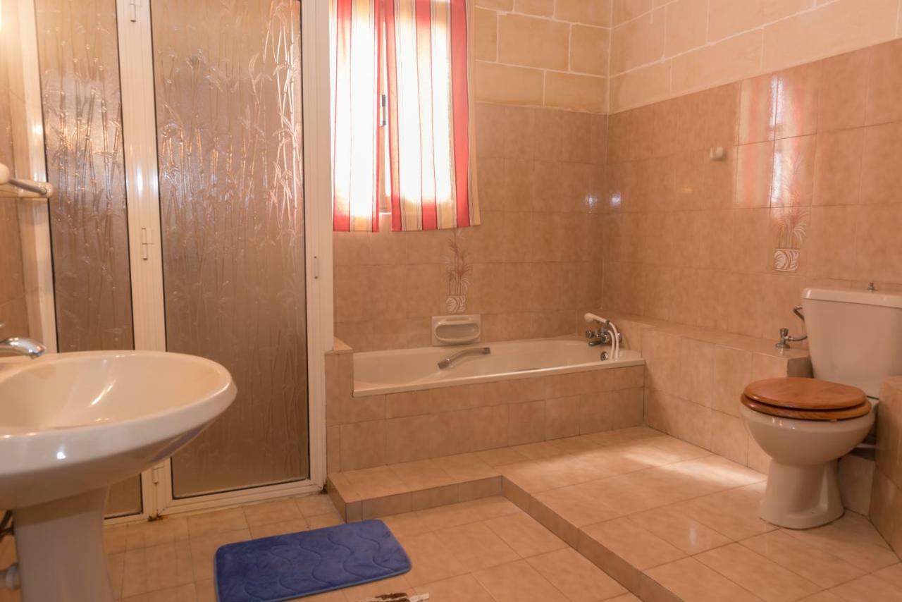 Acomodation House Kavarna Xagħra Eksteriør bilde