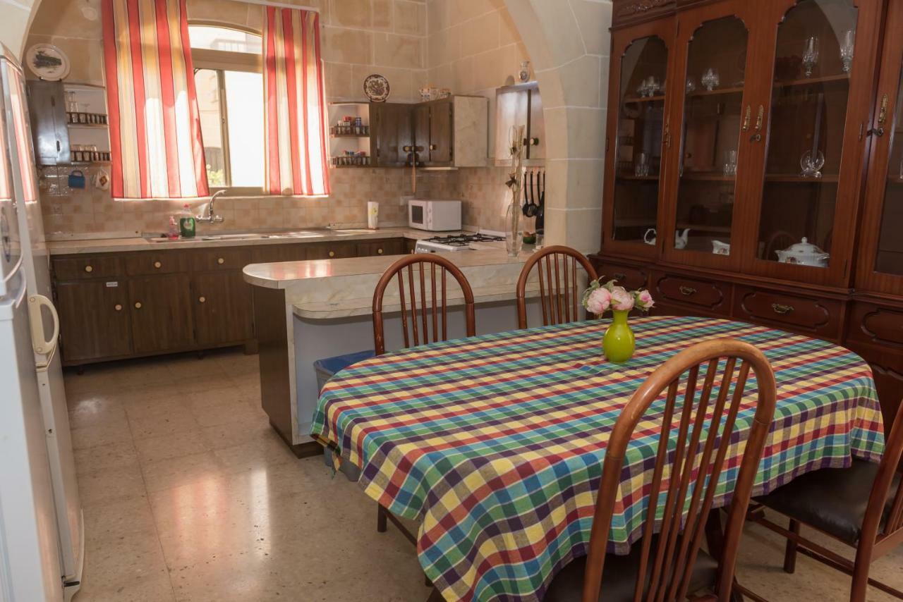 Acomodation House Kavarna Xagħra Eksteriør bilde
