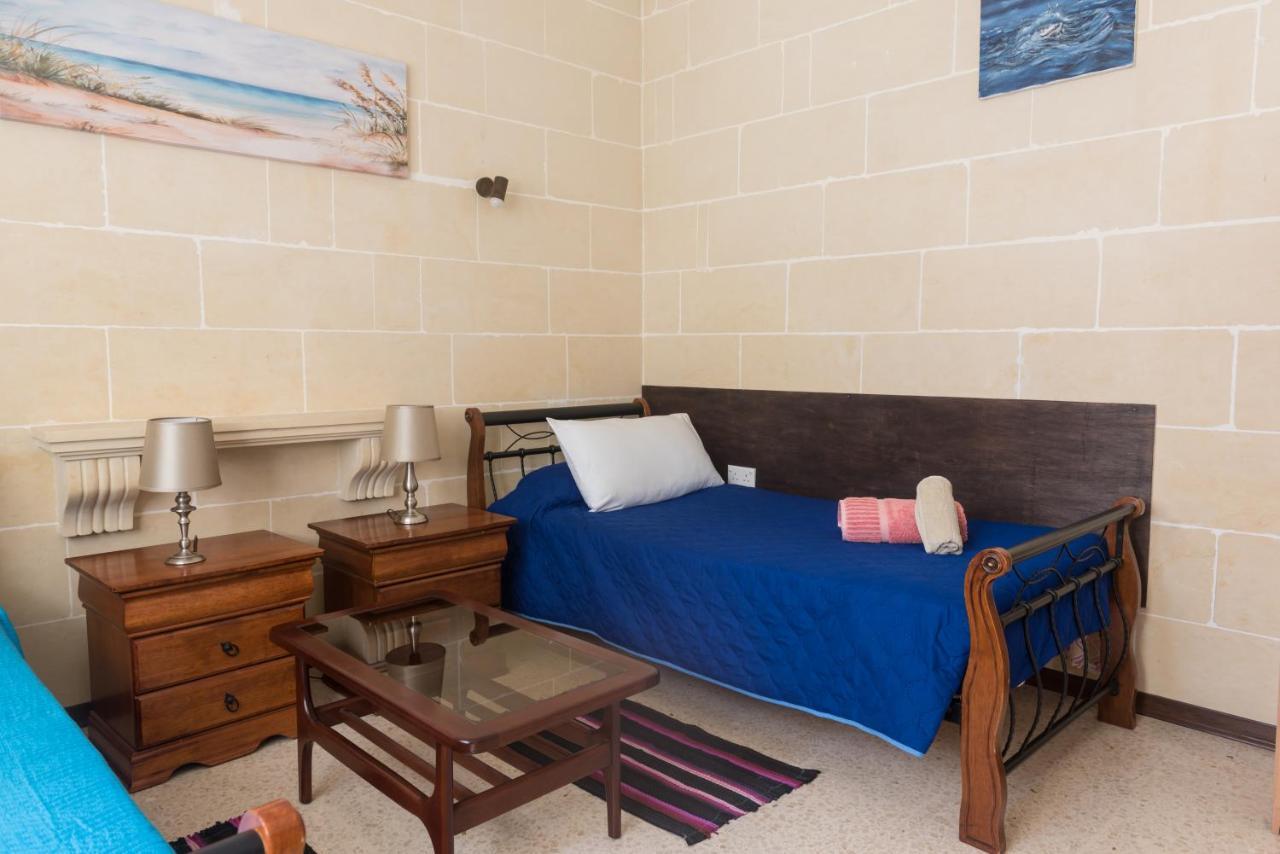 Acomodation House Kavarna Xagħra Eksteriør bilde